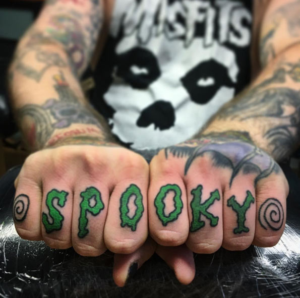 'Spooky' knuckle tattoos by Michael Langdale