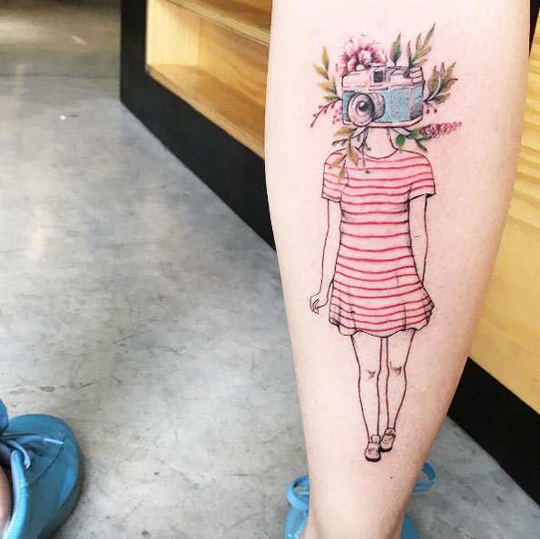 Calf tattoo by Luiza Oliveira