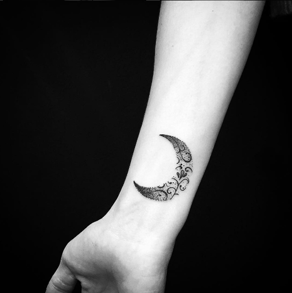 Dotwork crescent moon wrist tattoo by Alex Treze