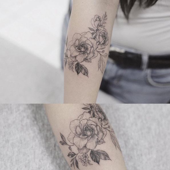 Soft roses by Tattooist Flower