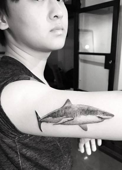 Hyperrealistic shark tattoo by Doctor Woo