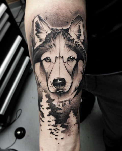 Sketched-out dotwork wolf tattoo by Aleksandra Kozubska