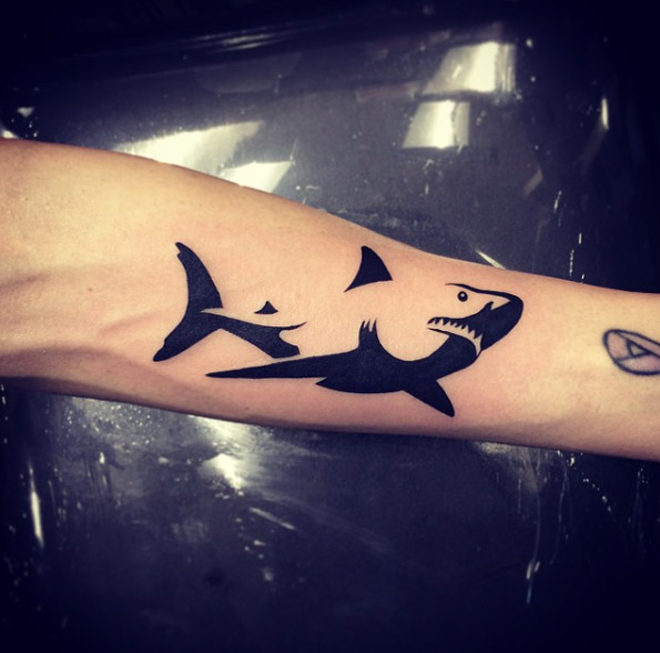Negative space shark tattoo by Isaiah Negrete