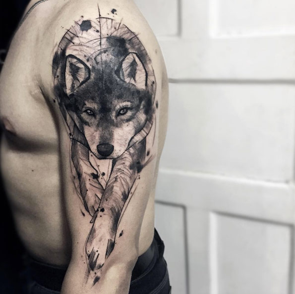 Breathtaking black and grey ink watercolor wolf by Felipe Mello