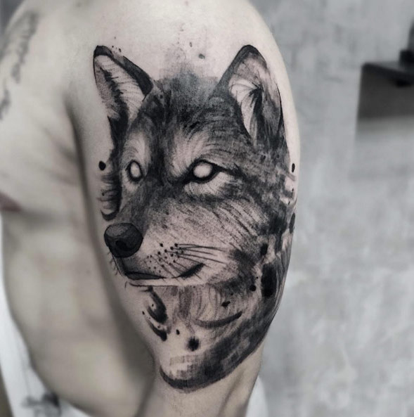 White-eyed wolf by Felipe Mello