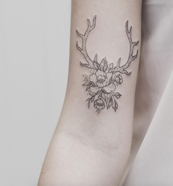 100 Most Captivating Tattoo Ideas For Women With Creative Minds Tattooblend