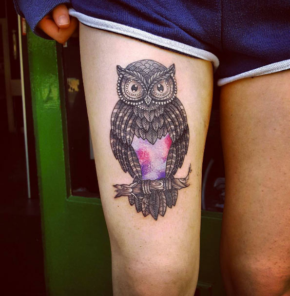 Owl tattoo on thigh by Neko