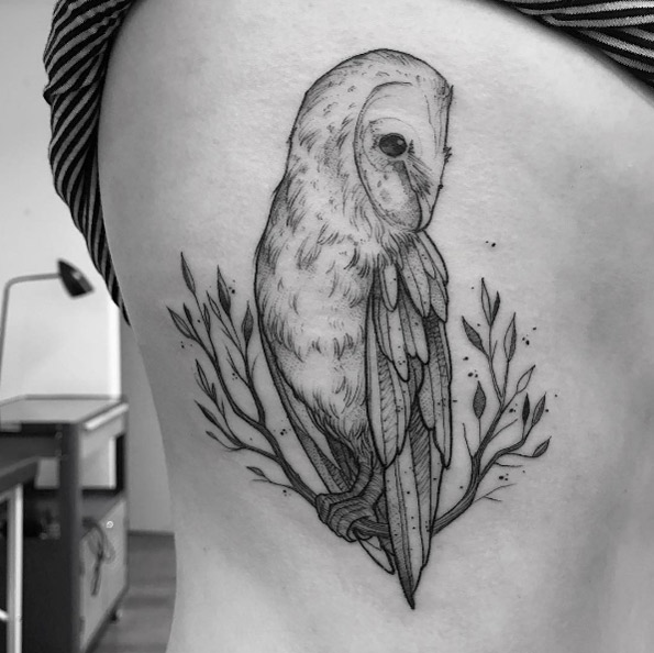Elegant owl tattoo by Ricardo Da Maia