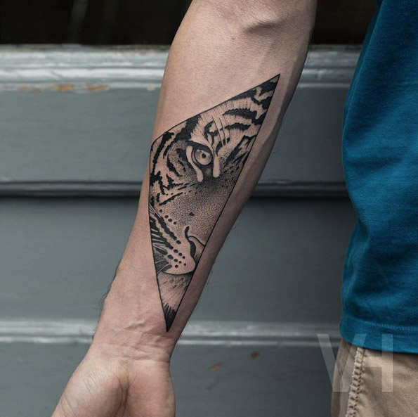 Geometric tiger tattoo by Valentin Hirsch