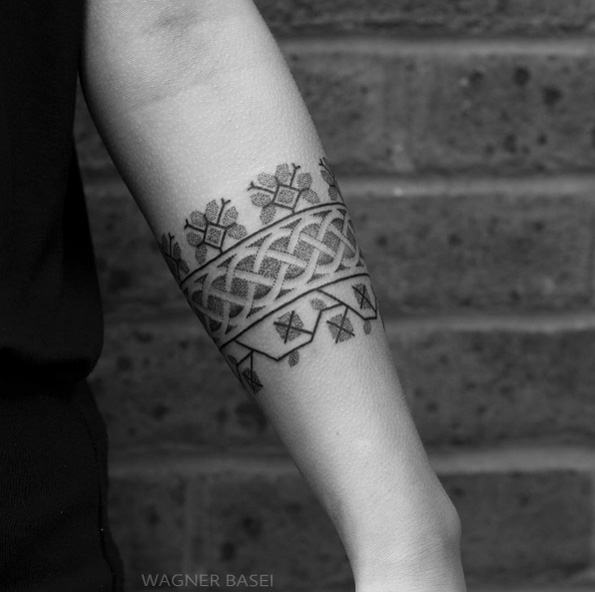 Creative armband tattoo by Wagner Basei