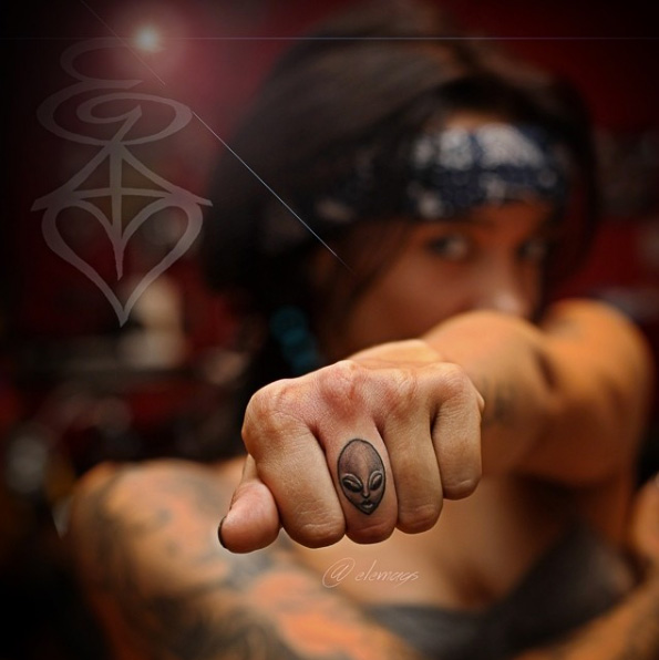 Alien finger tattoo by EL-E MAGS