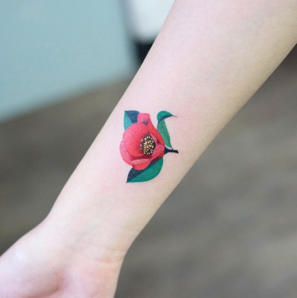 Beautiful poppy flower tattoo by Zihee