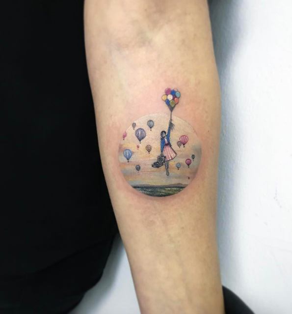 Circular tattoo by Eva Krbdk