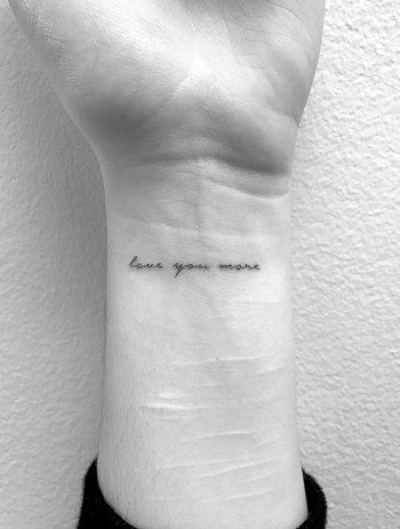Emotional scar-concealing tattoo by Daniel Winter