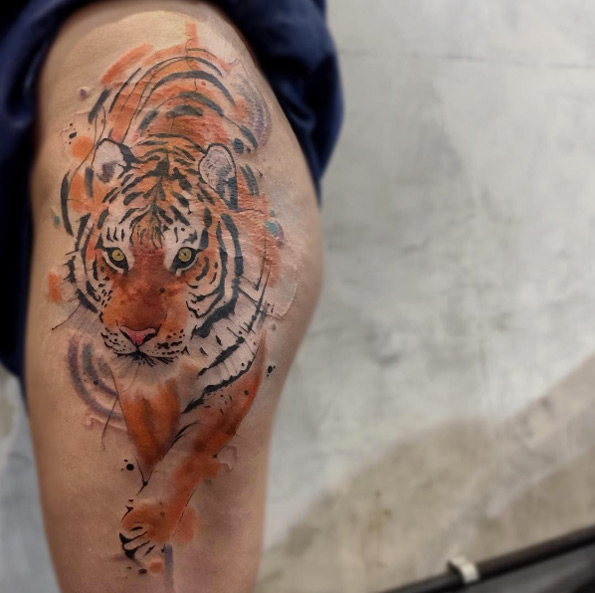 Tiger scar cover-up tattoo by Felipe Mello