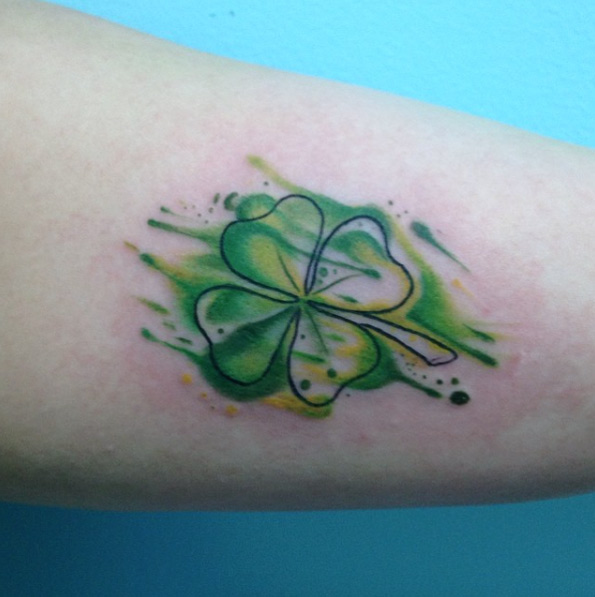 Watercolor clover tattoo by Skooma