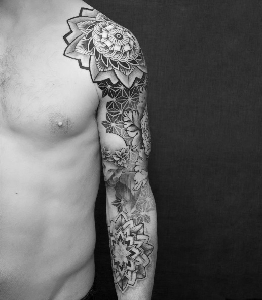 60+ Amazing Sleeve Tattoos for Men & Women - TattooBlend