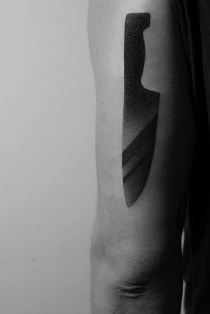 Dotwork knife tattoo by Pawel Indulski