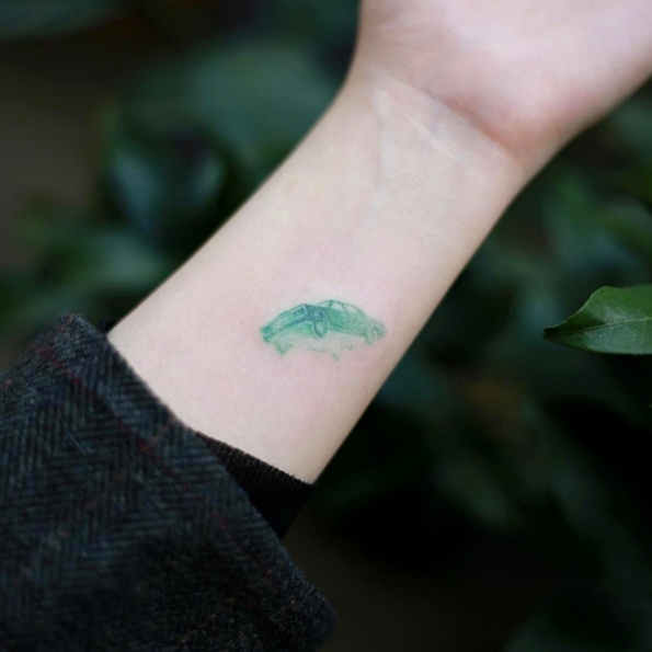 Handpoked green car by Doy