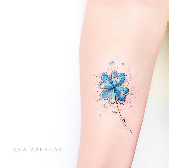 35 Artistic Shamrock and Four-Leaf Clover Tattoos - TattooBlend