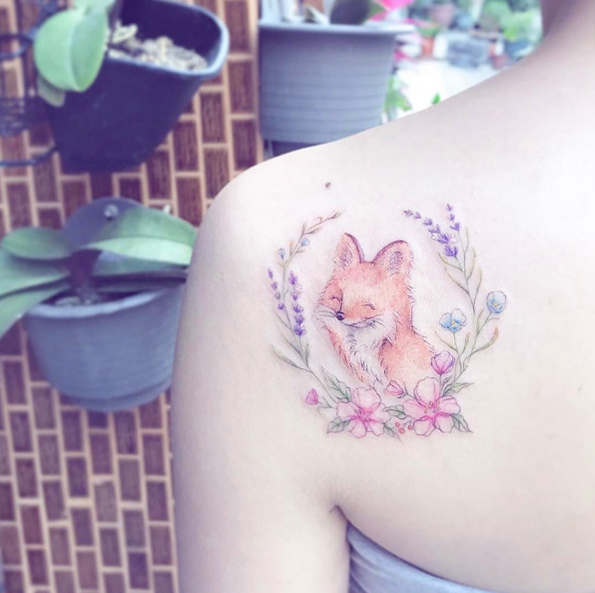 Fox back shoulder piece by Mini Lau