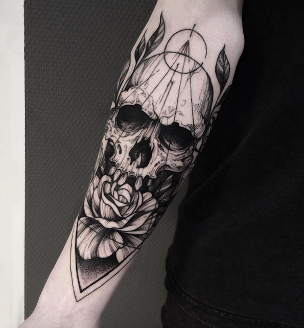 Skull and rose by Dmitriy Tkach
