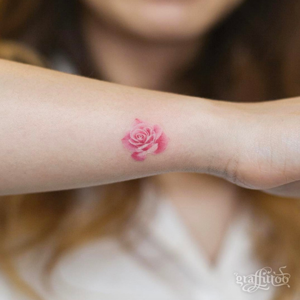 Mini rose by Tattooist River