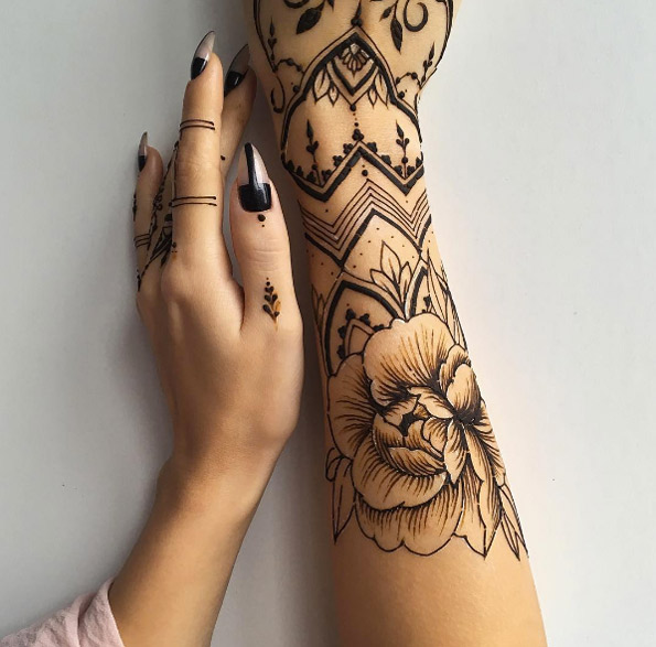 Henna tattoo by Veronica Krasovska