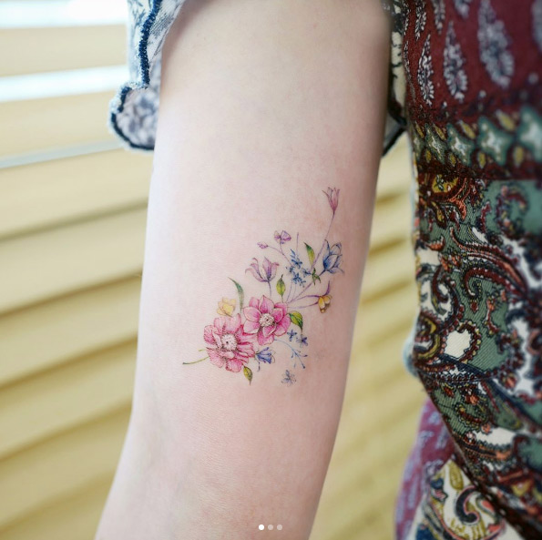 Floral tattoo by Banul