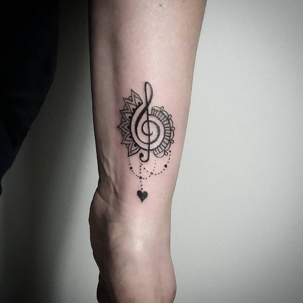 Musical wrist tat by Martina Wendy Goracci