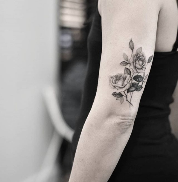 Black and grey ink roses by Dragon