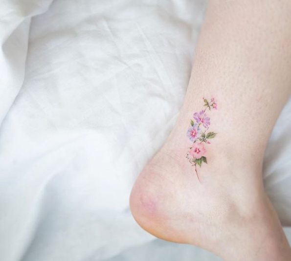 Floral ankle piece by Sol