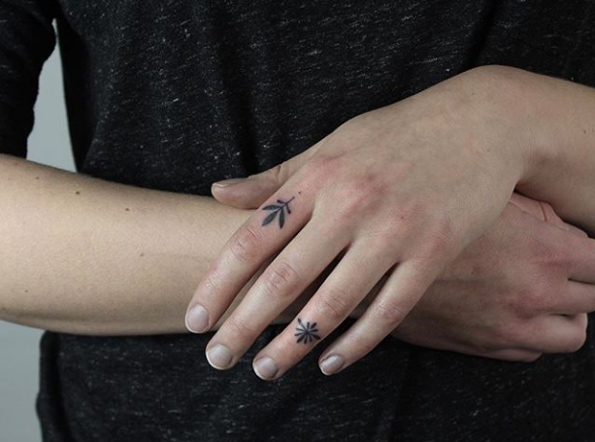 Ornamental finger tats by Lara Maju