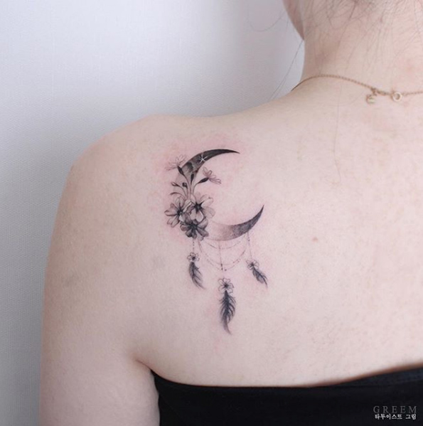 Decorated moon by Greem