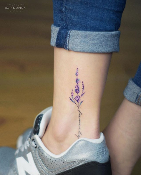 Beautiful floral ankle piece by Anna Botyk