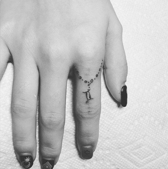 Gemini finger tat by Jing
