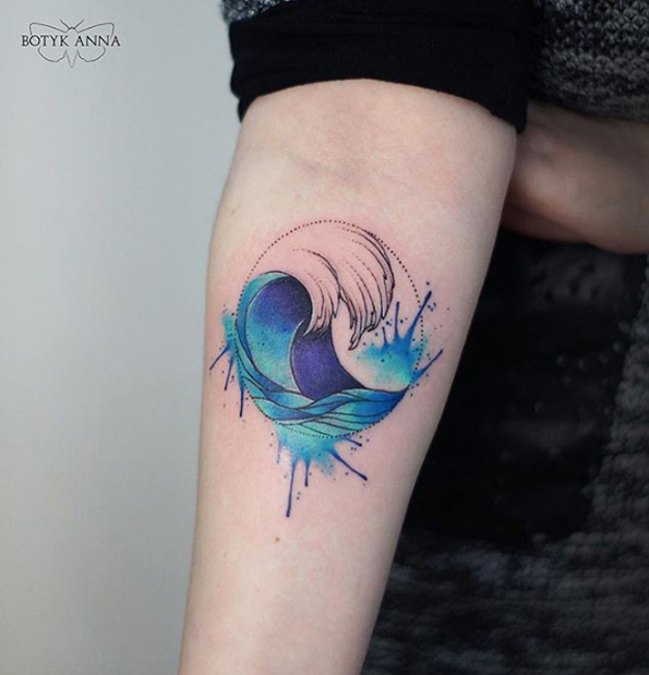 Watercolor wave by Anna Botyk
