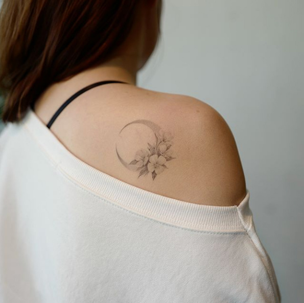 45 Beautiful Tattoos That Will Instantly Make You Hotter - TattooBlend