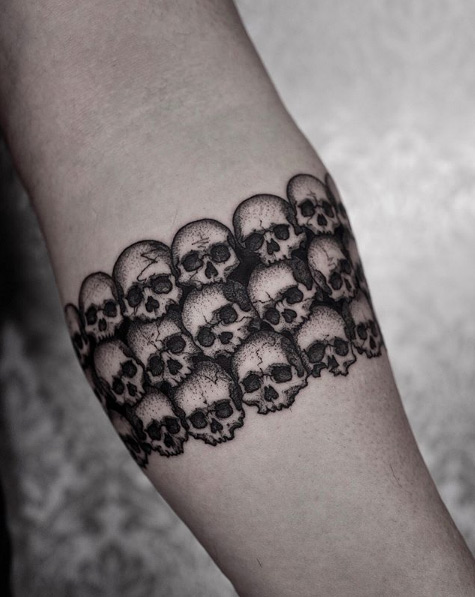 Skull armband by Arang Eleven