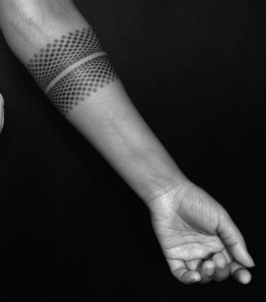 Dotwork armband by Ervand
