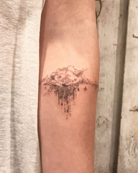 Cloud armband tattoo by Avery