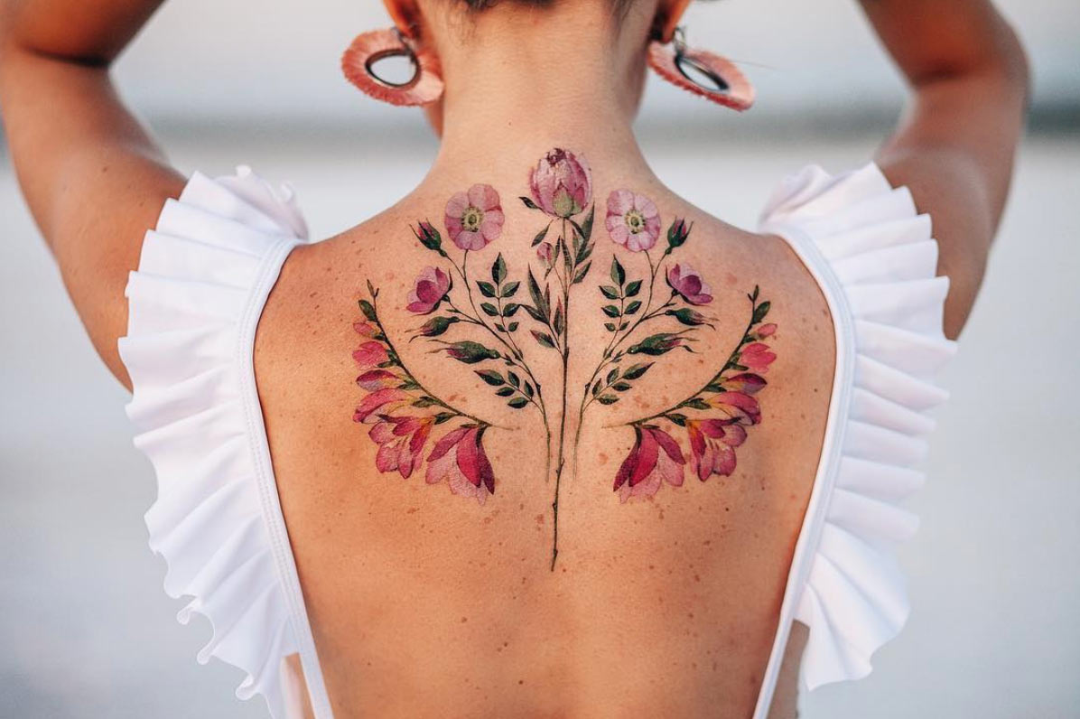 Floral back piece by Pis Saro