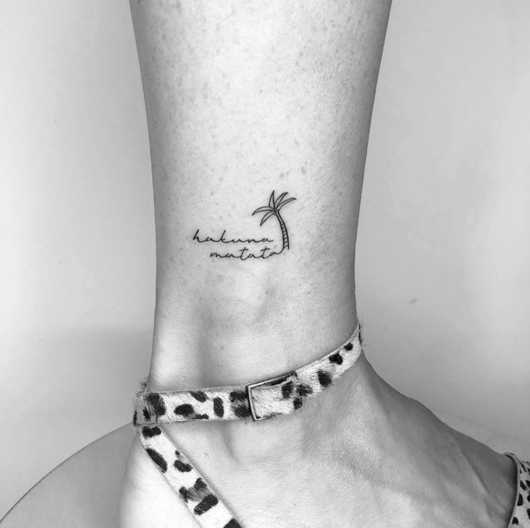 40 Tiny Tattoos That Are The Envy of Every Insta Influencer - TattooBlend