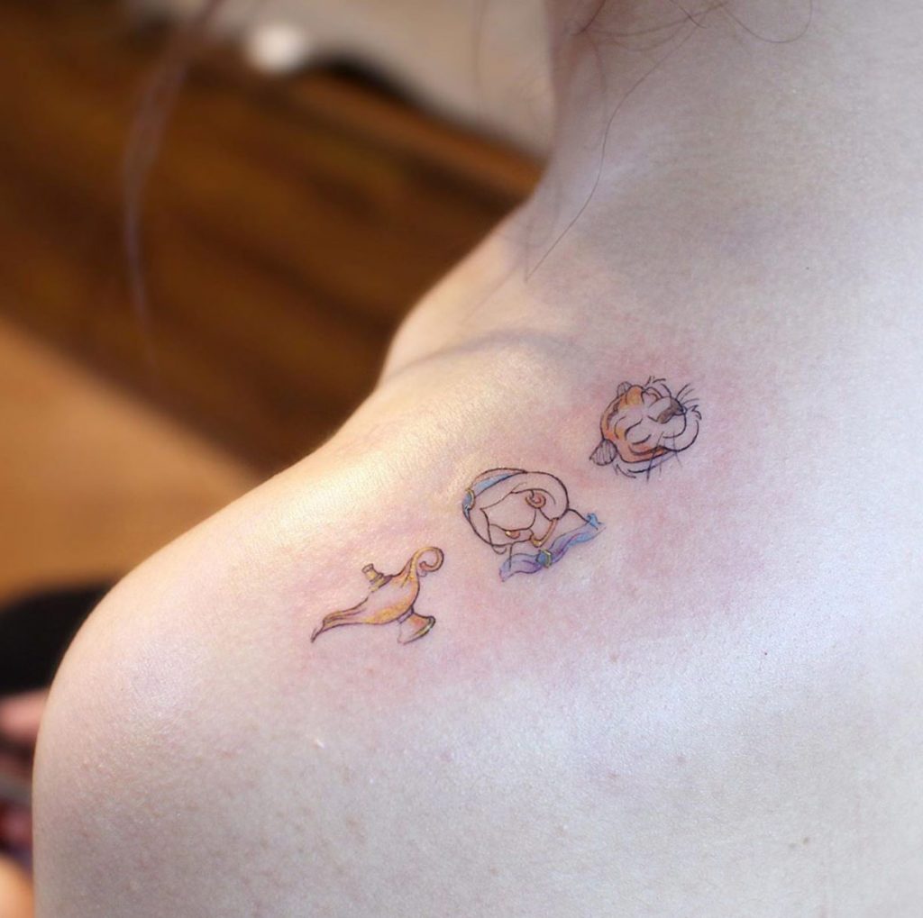 40 Brilliant Tiny Tat Ideas for First Time Inkers - TattooBlend