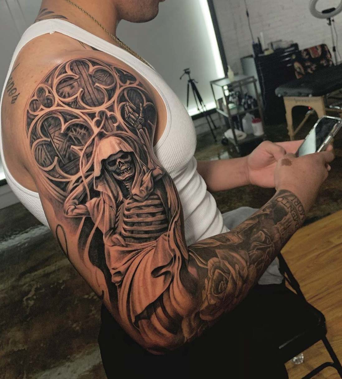 30 Life-Changing Sleeve Tattoos for Men and Women - TattooBlend